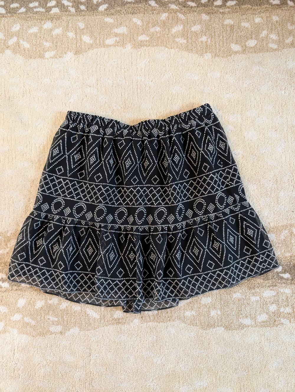 Madewell Black Carvan Printed Flowy Mini Skirt Sz Small EUC